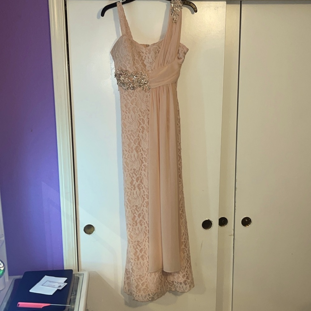 Light pink elegant dress